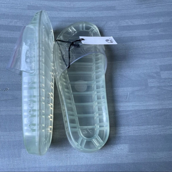 Gucci pursuit transparent Men\'s slide with Gucci logo main image 8